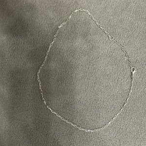 Mini chain necklace